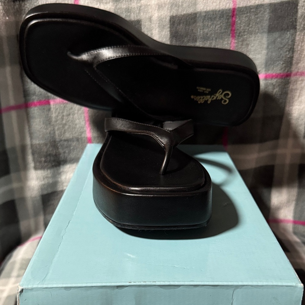 Seychelles Black Platform Sandals